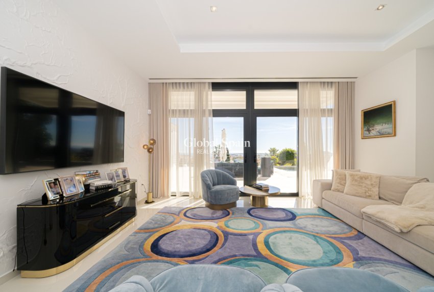 Revente - VILLA -
FINESTRAT - Costa Blanca