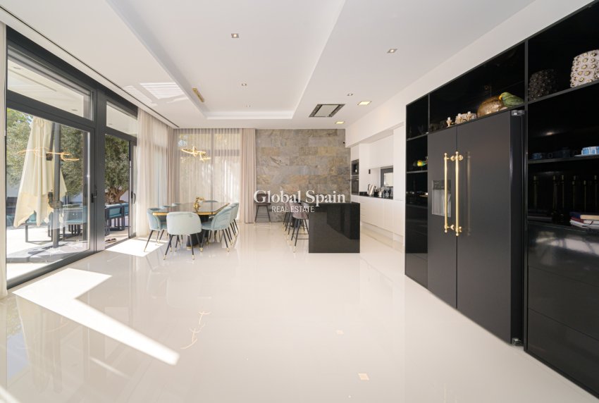 Revente - VILLA -
FINESTRAT - Costa Blanca