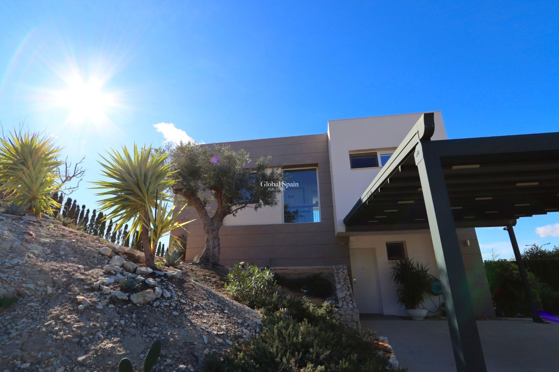 Revente - VILLA -
FINESTRAT - Costa Blanca