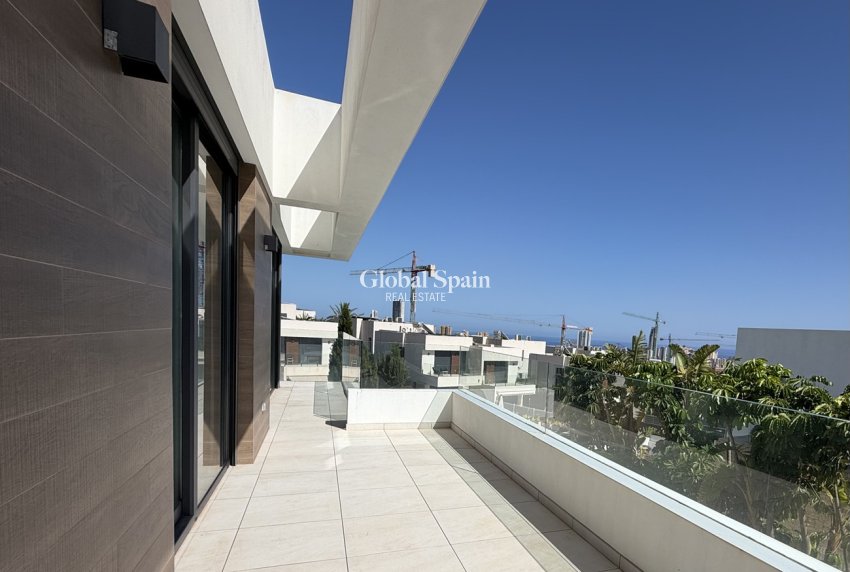 Revente - VILLA -
FINESTRAT - Costa Blanca