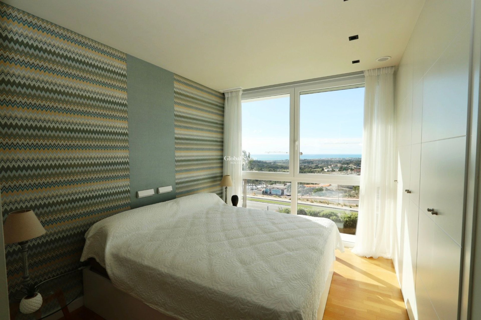 Revente - VILLA -
FINESTRAT - Costa Blanca