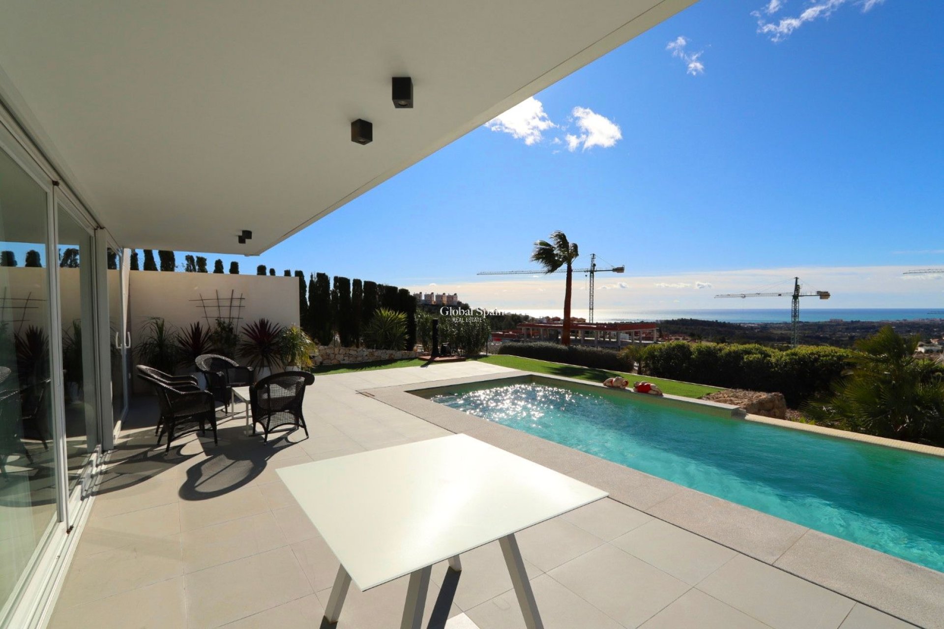 Revente - VILLA -
FINESTRAT - Costa Blanca