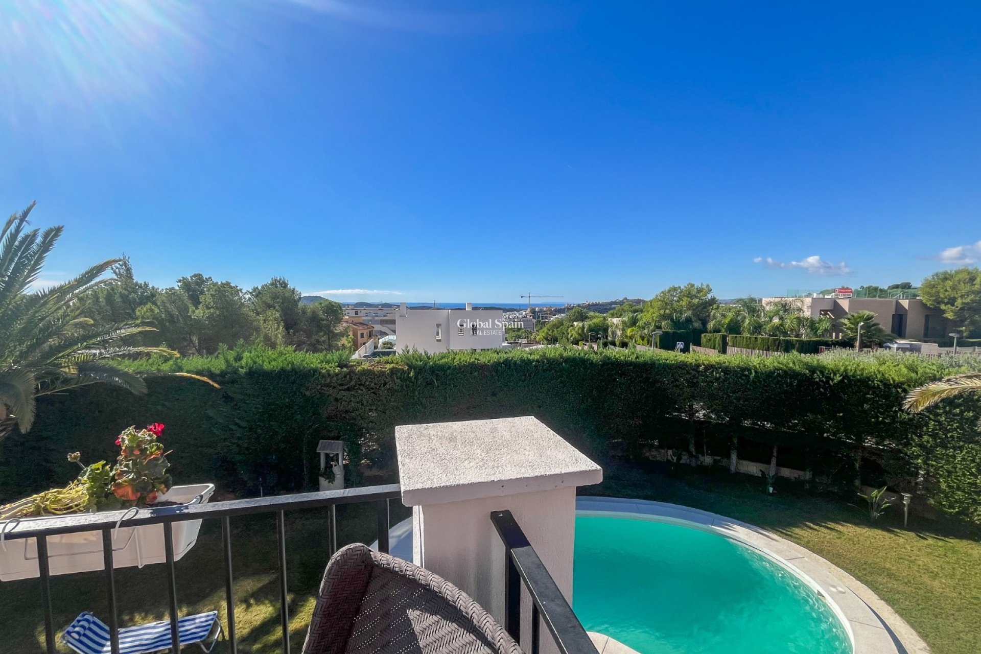 Revente - VILLA -
FINESTRAT