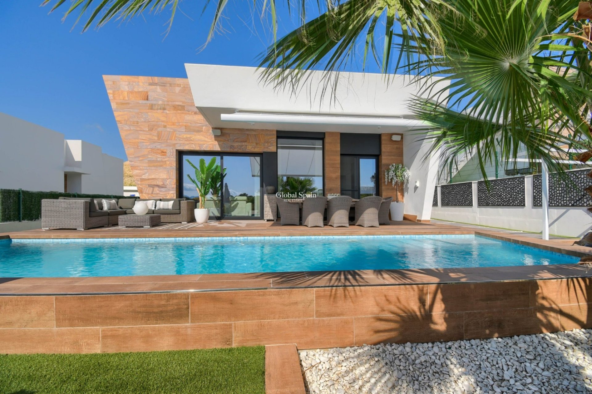 Revente - VILLA -
FINESTRAT