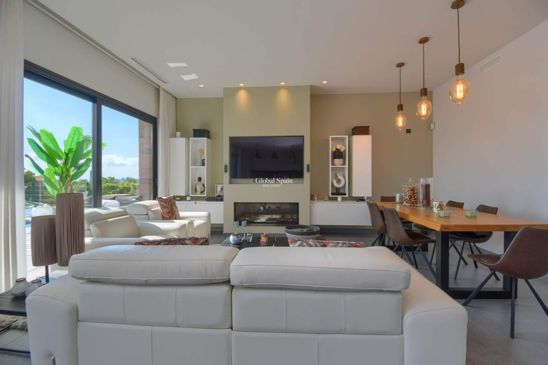 Revente - VILLA -
FINESTRAT