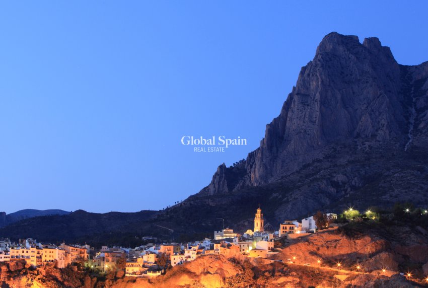 Revente - VILLA -
FINESTRAT