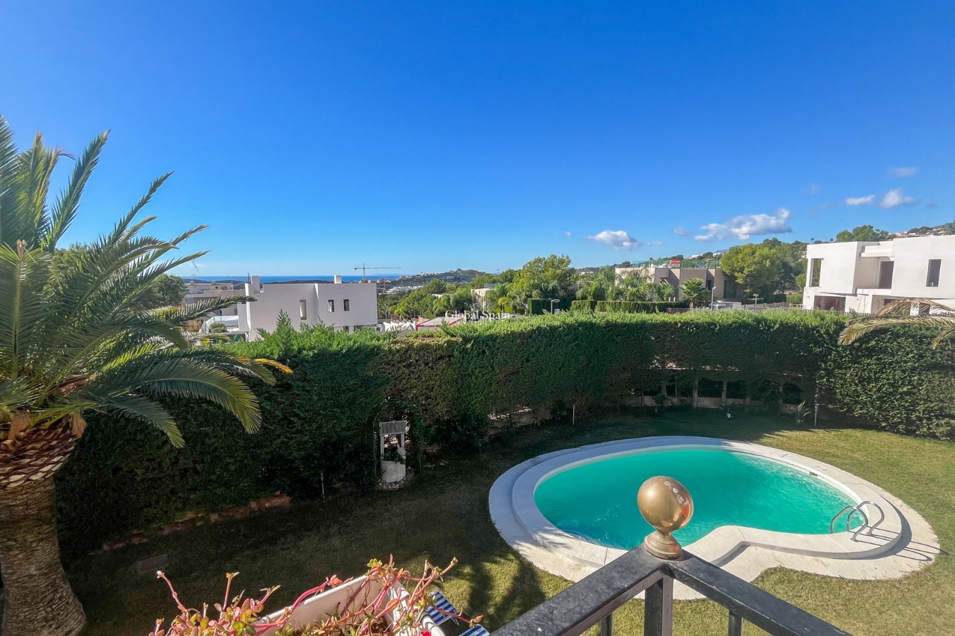 Revente - VILLA -
FINESTRAT