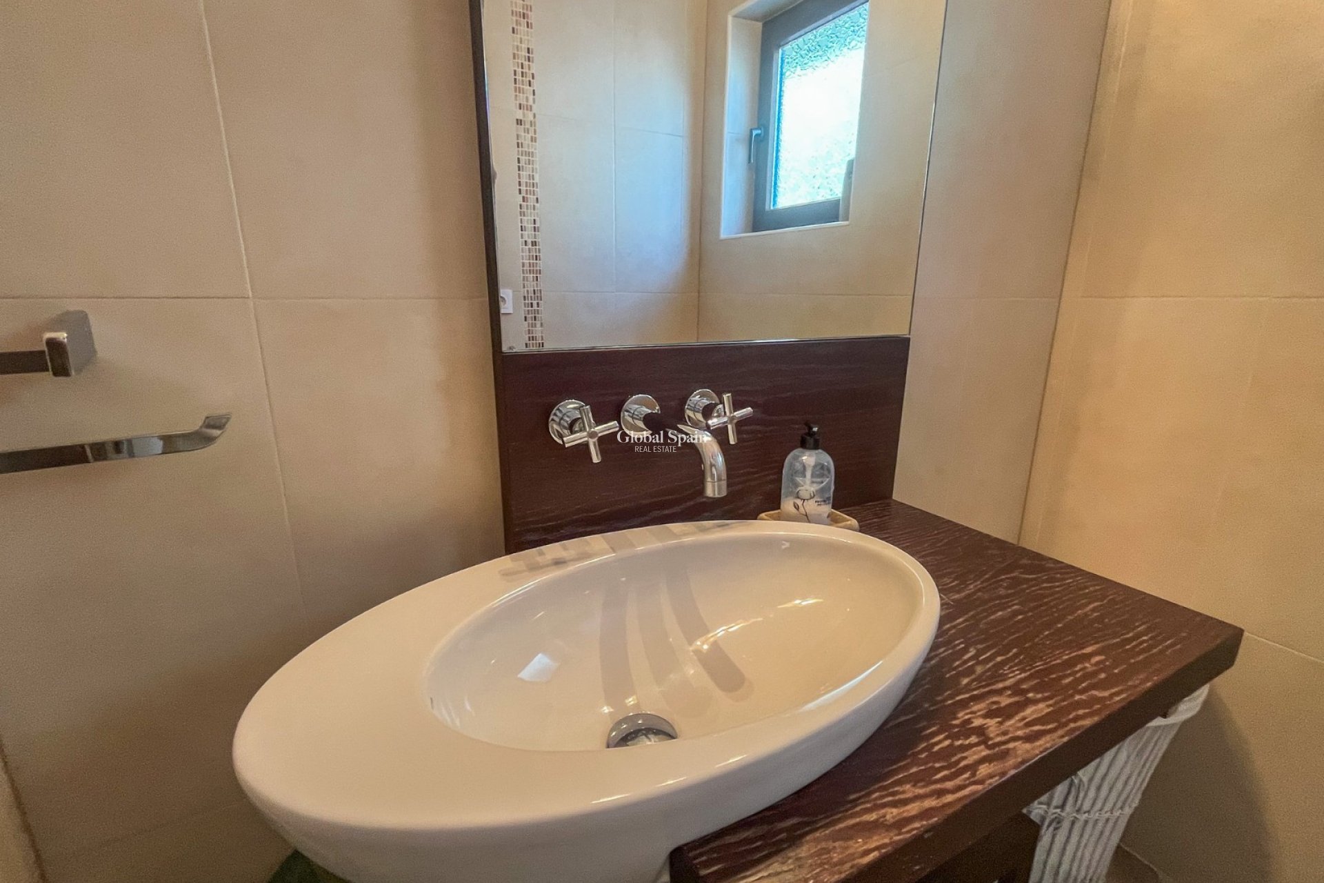 Revente - VILLA -
FINESTRAT