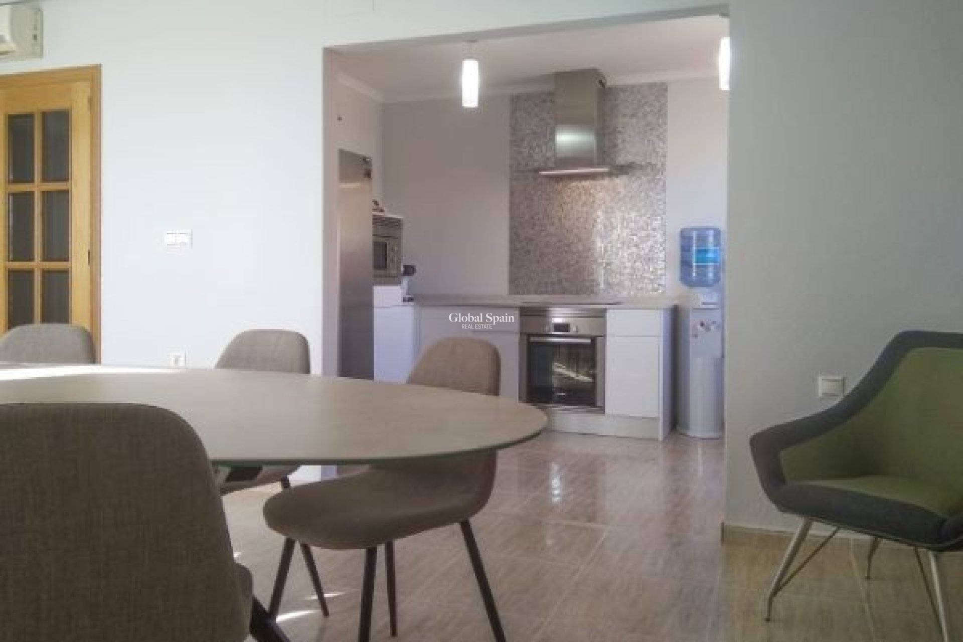 Revente - VILLA -
FINESTRAT