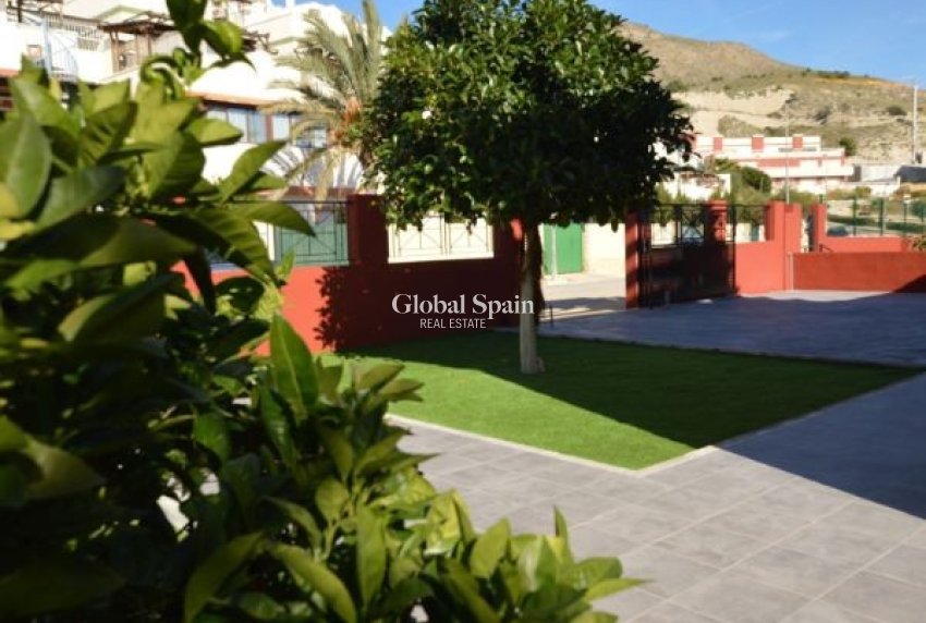 Revente - VILLA -
FINESTRAT