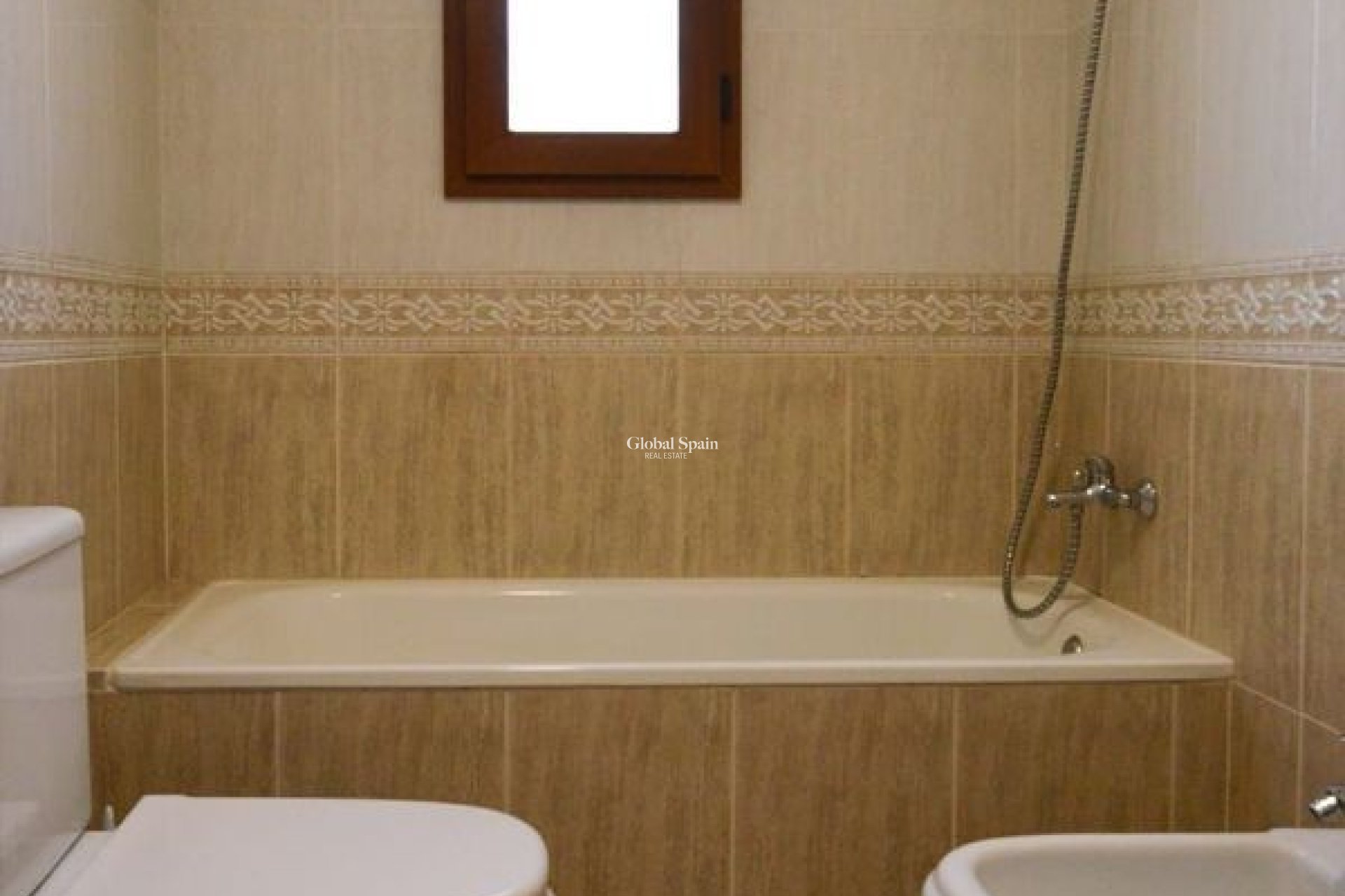 Revente - VILLA -
FINESTRAT