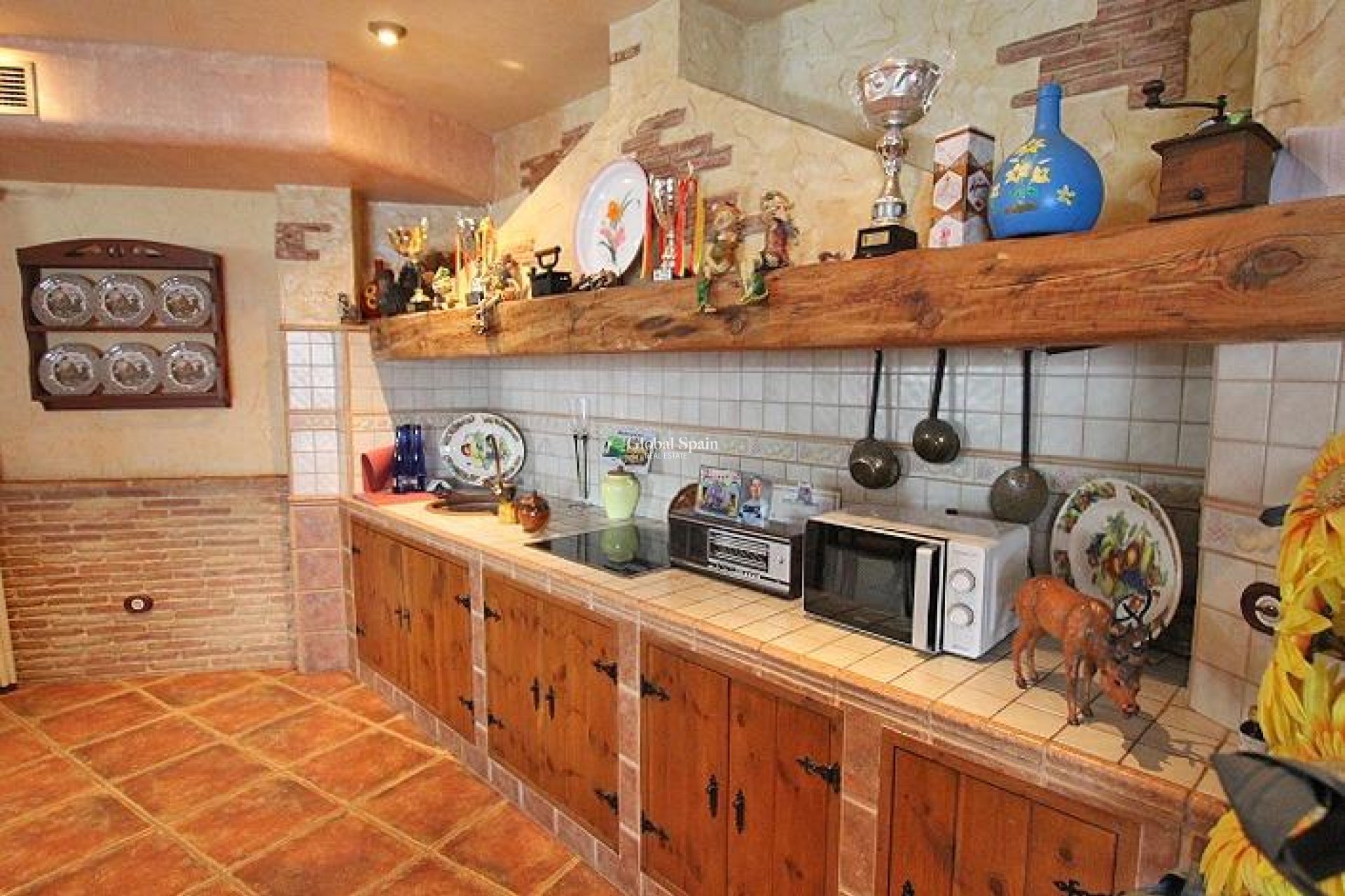 Revente - VILLA -
FORMENTERA DEL SEGURA - C- Cooperativa
