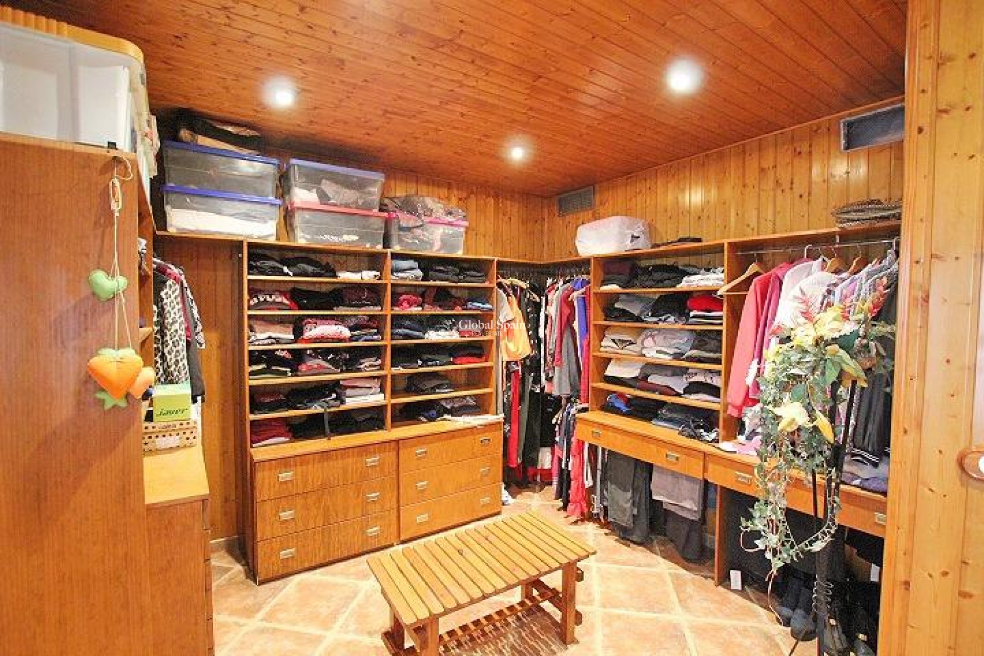 Revente - VILLA -
FORMENTERA DEL SEGURA - C- Cooperativa