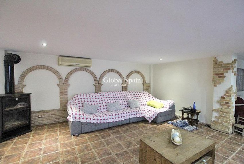 Revente - VILLA -
FORMENTERA DEL SEGURA - C- Cooperativa