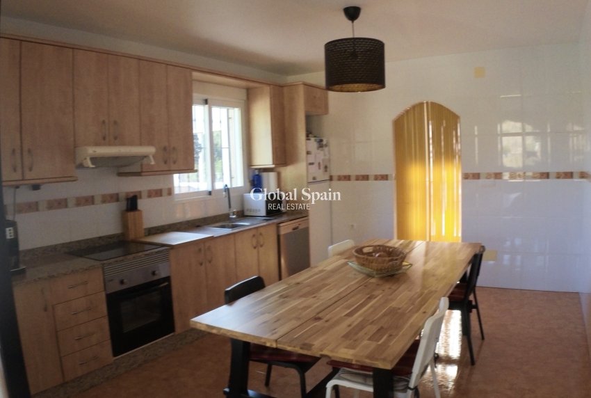 Revente - VILLA -
FORTUNA - Inland