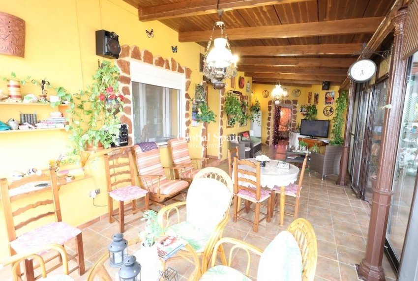 Revente - VILLA -
FORTUNA - Inland