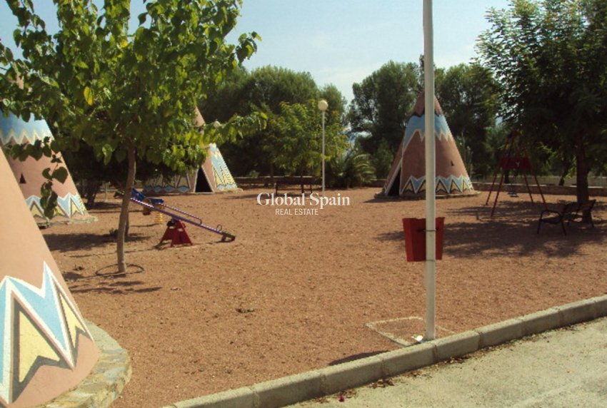 Revente - VILLA -
FORTUNA - Inland