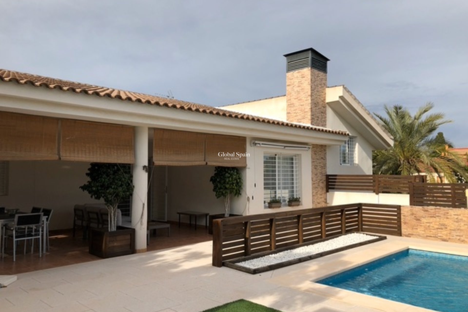 Revente - VILLA -
FORTUNA - Inland