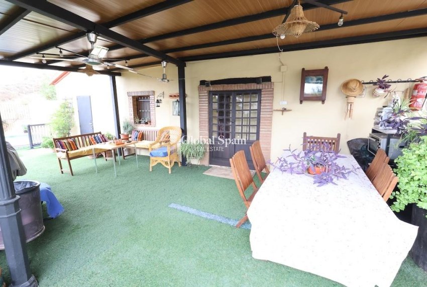 Revente - VILLA -
FORTUNA - Inland