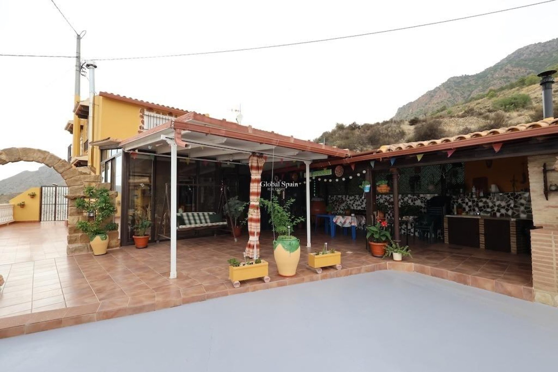 Revente - VILLA -
FORTUNA - Inland