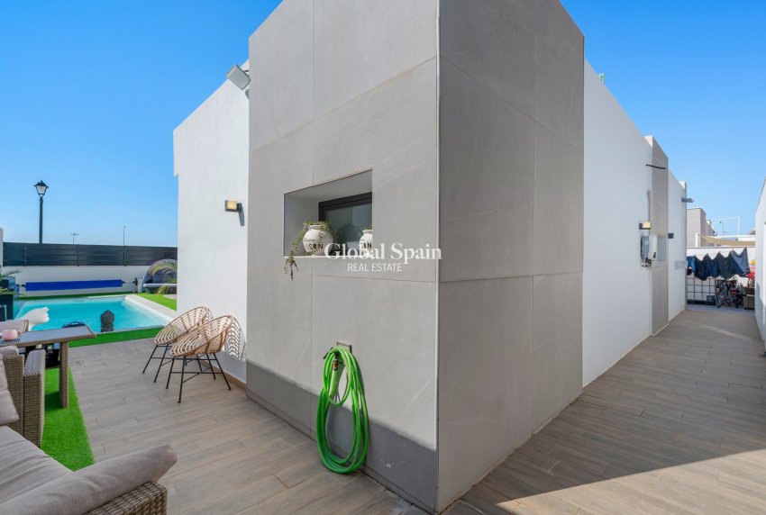 Revente - VILLA -
FORTUNA - Urbanizacion las kalendas