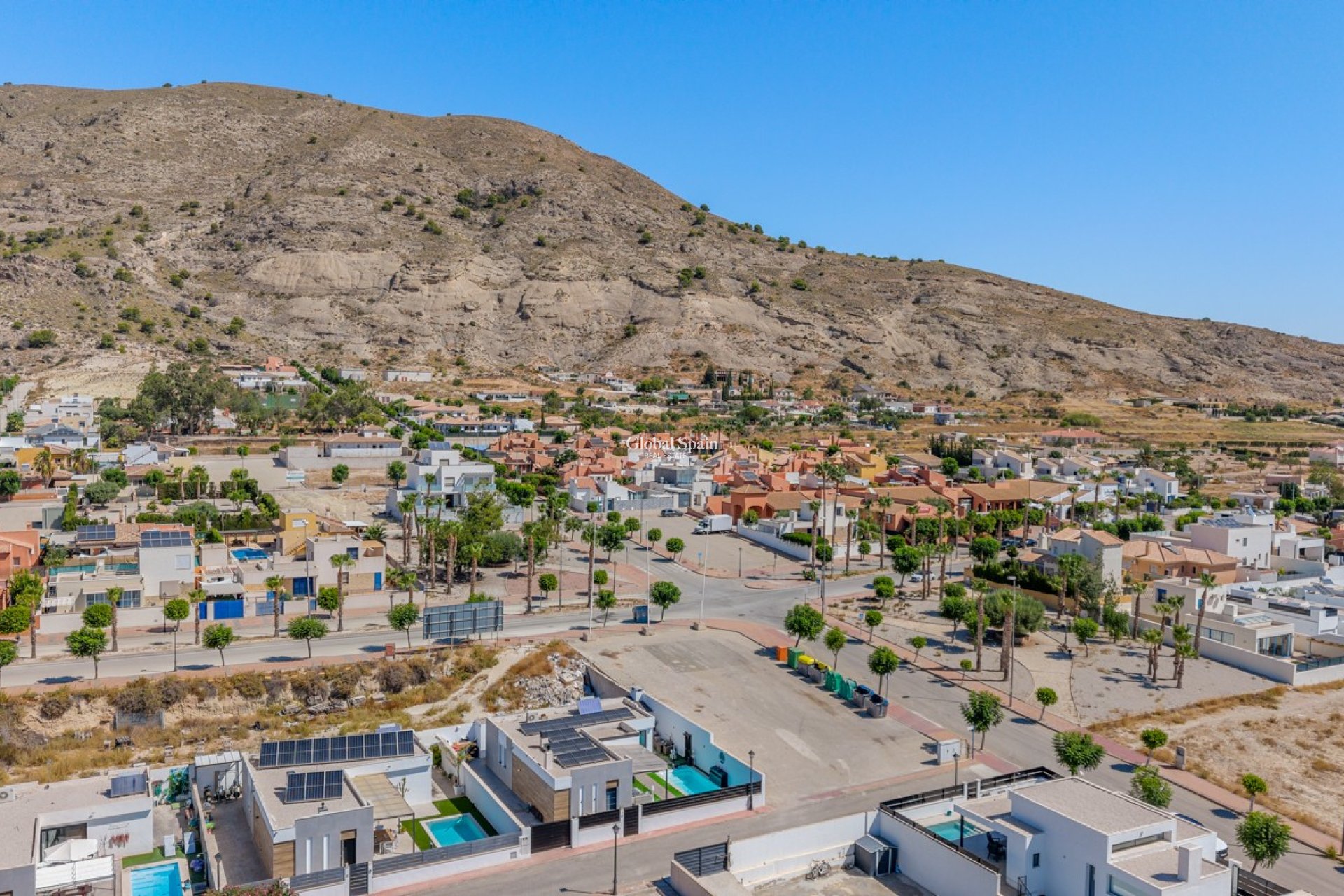 Revente - VILLA -
FORTUNA - Urbanizacion las kalendas