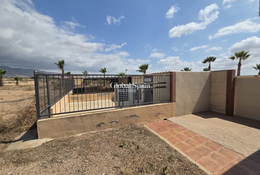 Revente - VILLA -
FUENTE ÁLAMO DE MURCIA - Inland