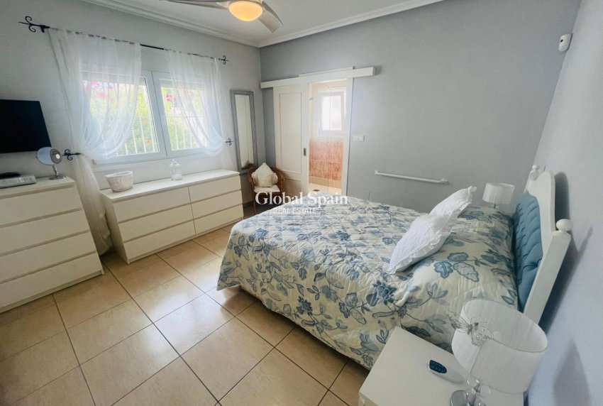 Revente - VILLA -
GEA Y TRUYOLS - Inland