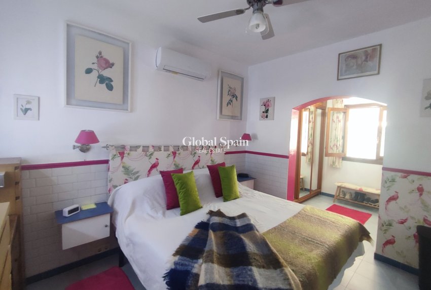 Revente - VILLA -
GEA Y TRUYOLS - Inland