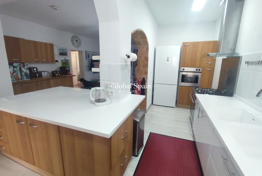 Revente - VILLA -
GEA Y TRUYOLS - Inland
