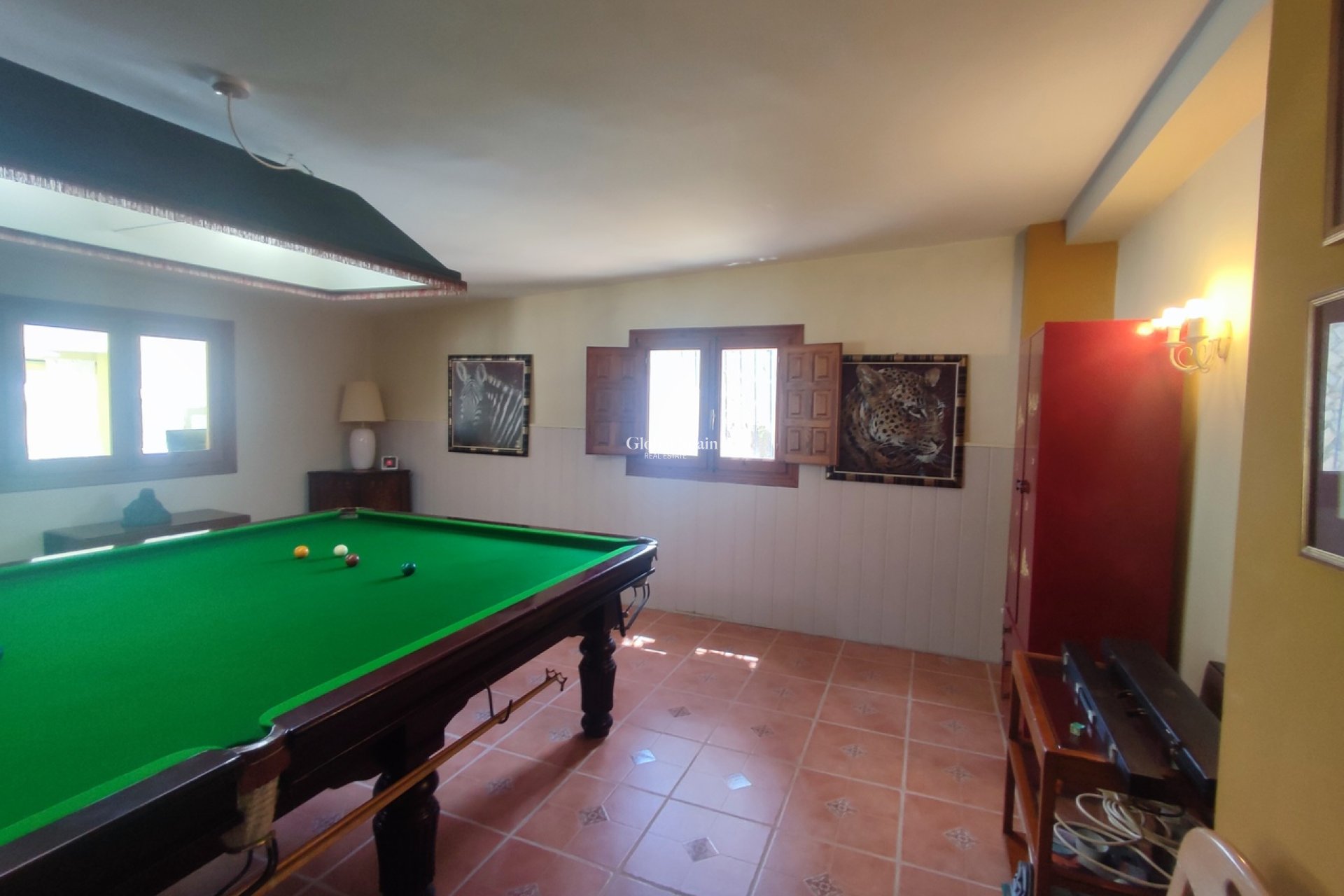 Revente - VILLA -
GEA Y TRUYOLS - Inland