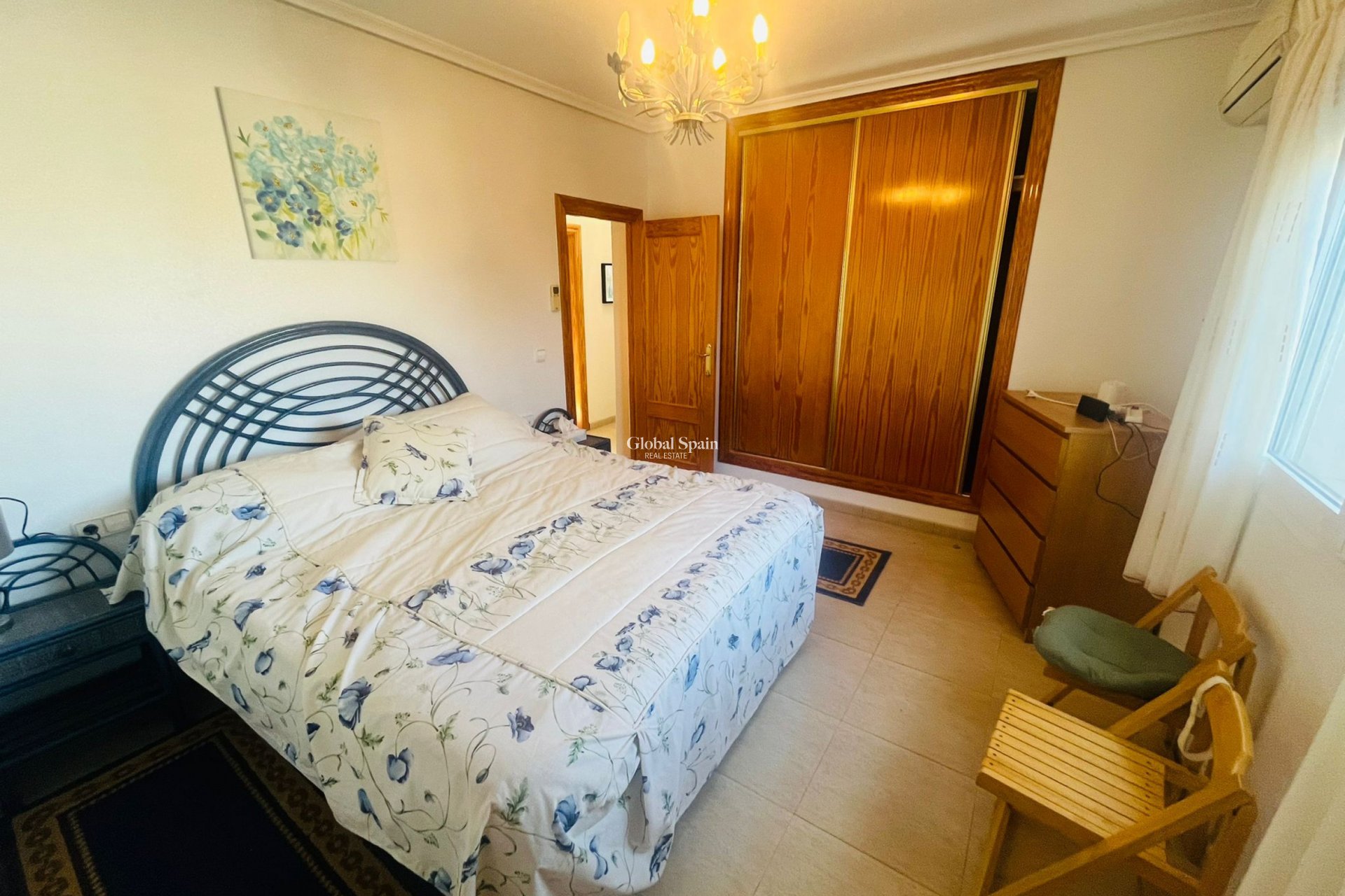 Revente - VILLA -
GEA Y TRUYOLS - Inland