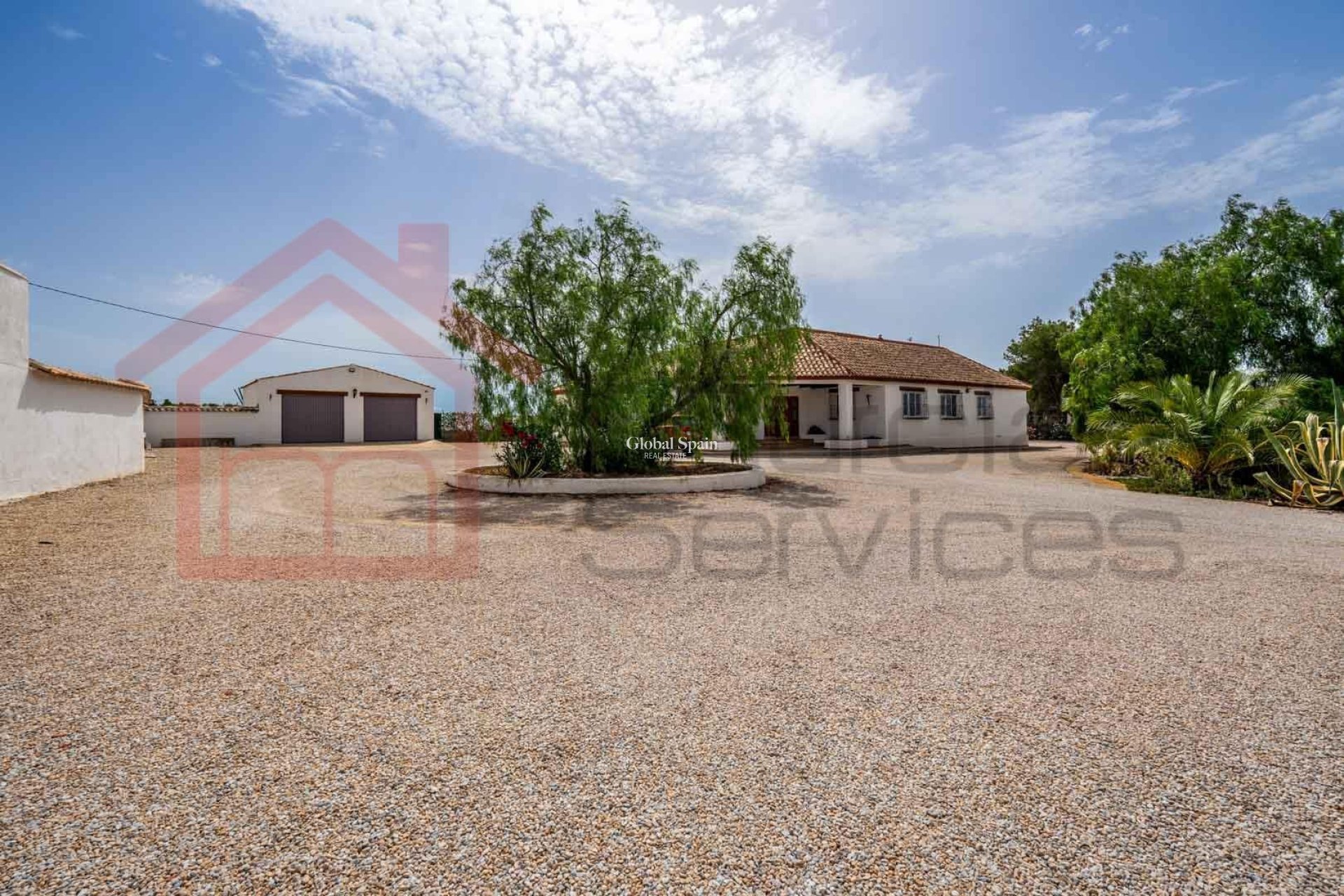Revente - VILLA -
GEA Y TRUYOLS - Inland