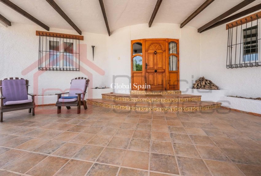 Revente - VILLA -
GEA Y TRUYOLS - Inland