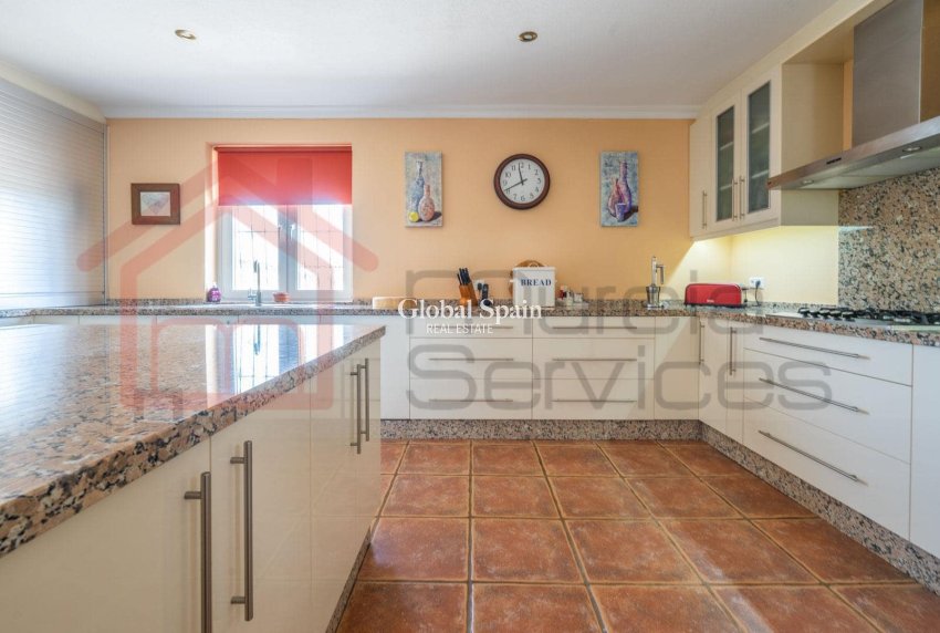 Revente - VILLA -
GEA Y TRUYOLS - Inland