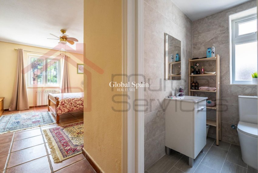 Revente - VILLA -
GEA Y TRUYOLS - Inland