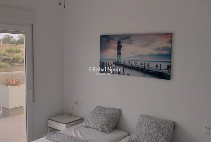 Revente - VILLA -
GRAN ALACANT - Costa Blanca