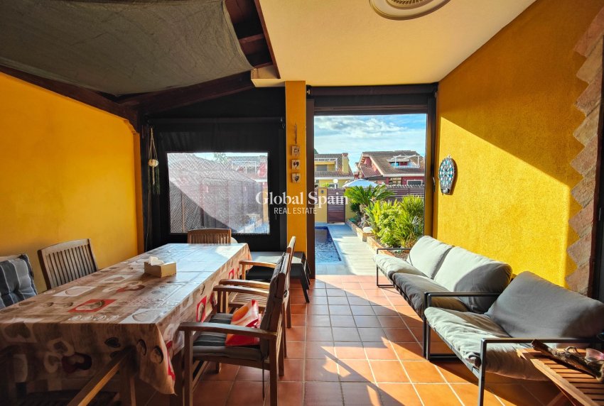 Revente - VILLA -
GUARDAMAR DEL SEGURA - Costa Blanca