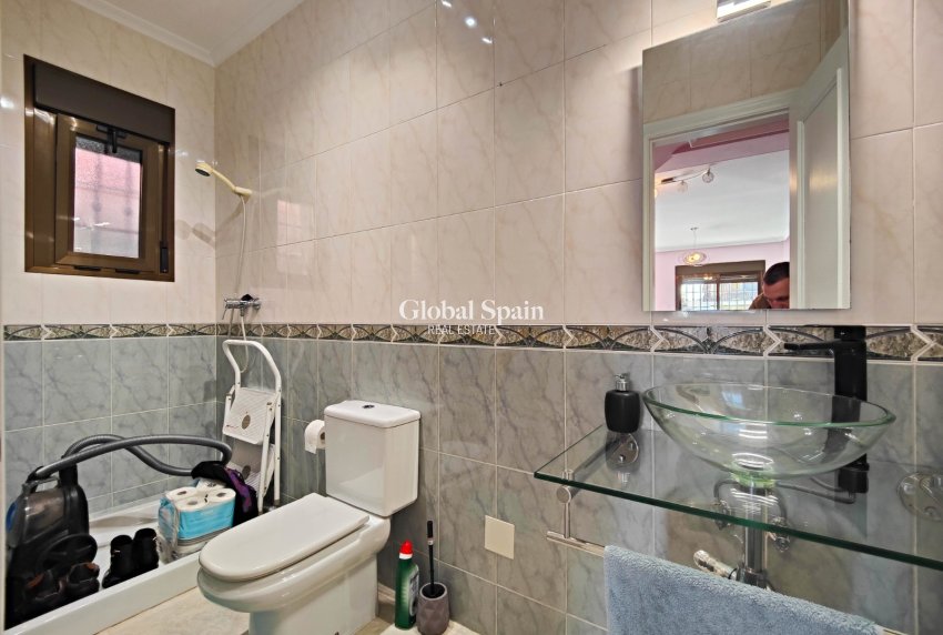 Revente - VILLA -
GUARDAMAR DEL SEGURA - Costa Blanca