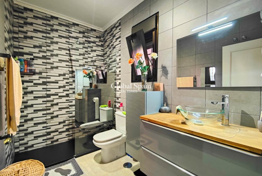 Revente - VILLA -
GUARDAMAR DEL SEGURA - Costa Blanca