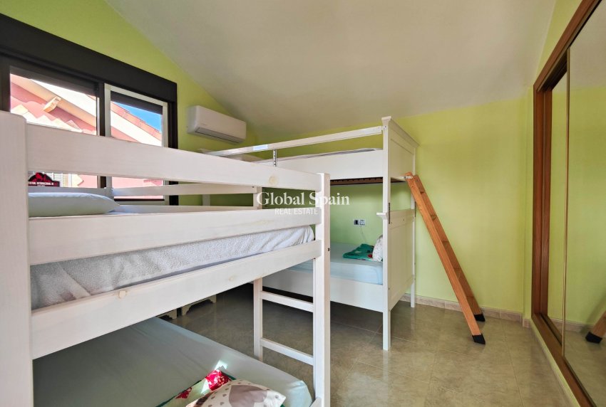 Revente - VILLA -
GUARDAMAR DEL SEGURA - Costa Blanca