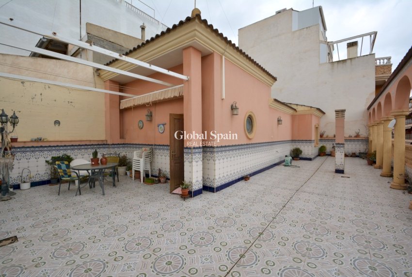 Revente - VILLA -
GUARDAMAR DEL SEGURA - Costa Blanca