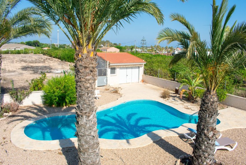 Revente - VILLA -
GUARDAMAR DEL SEGURA - EL RASO