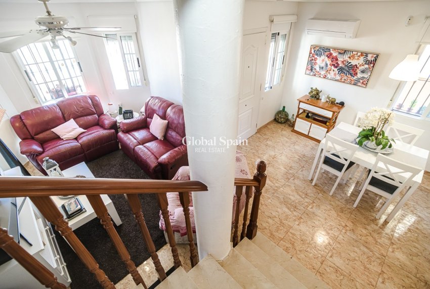 Revente - VILLA -
GUARDAMAR DEL SEGURA - EL RASO