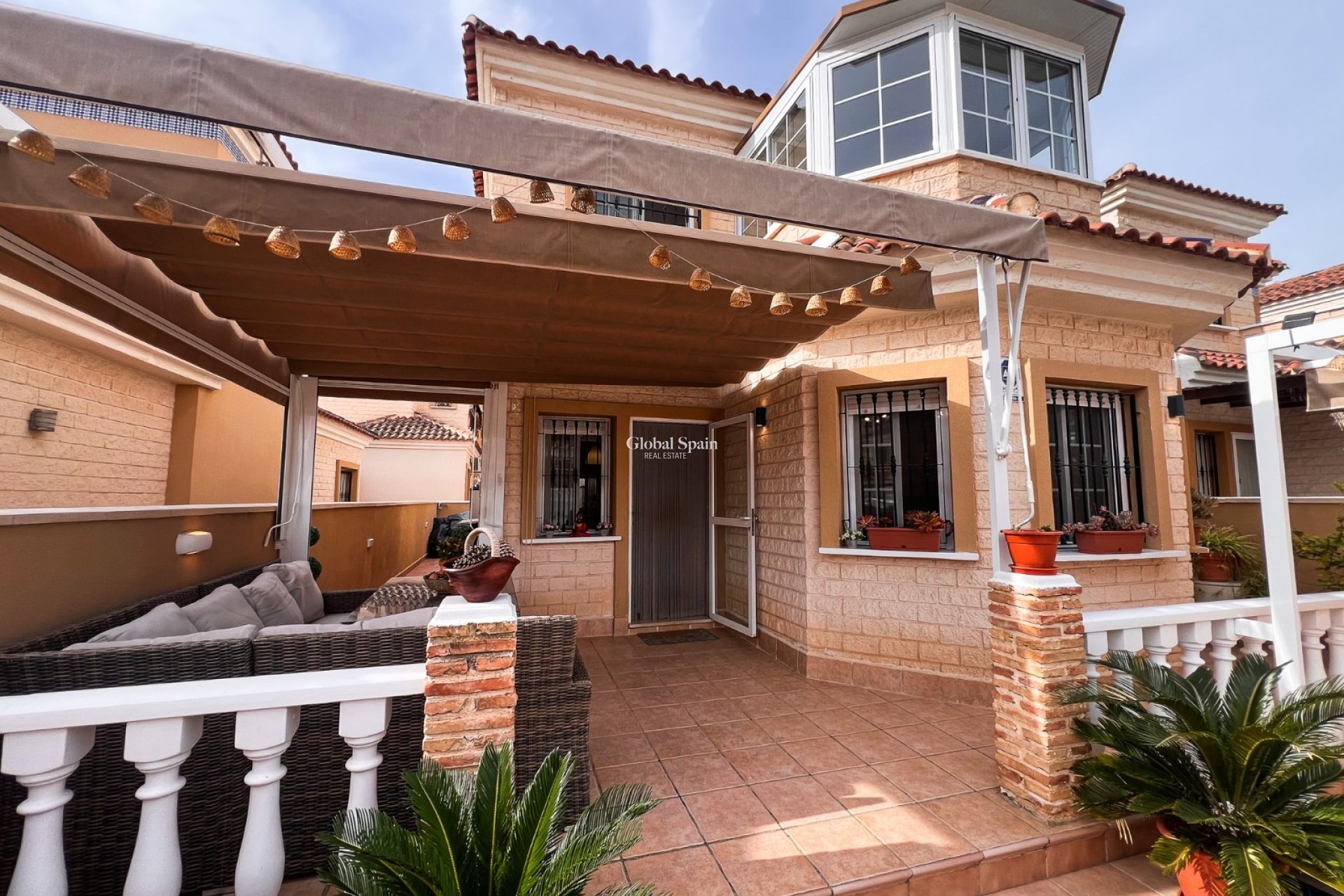 Revente - VILLA -
GUARDAMAR DEL SEGURA - EL RASO