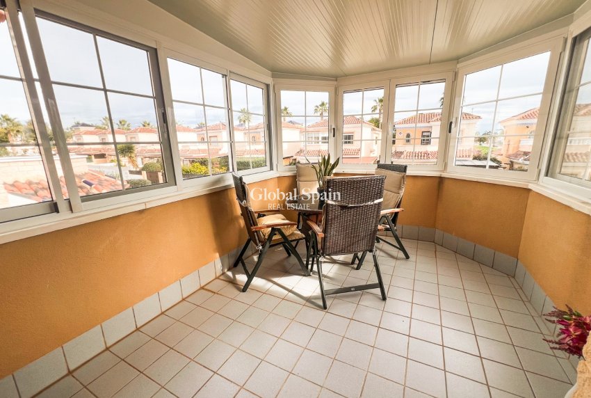 Revente - VILLA -
GUARDAMAR DEL SEGURA - EL RASO