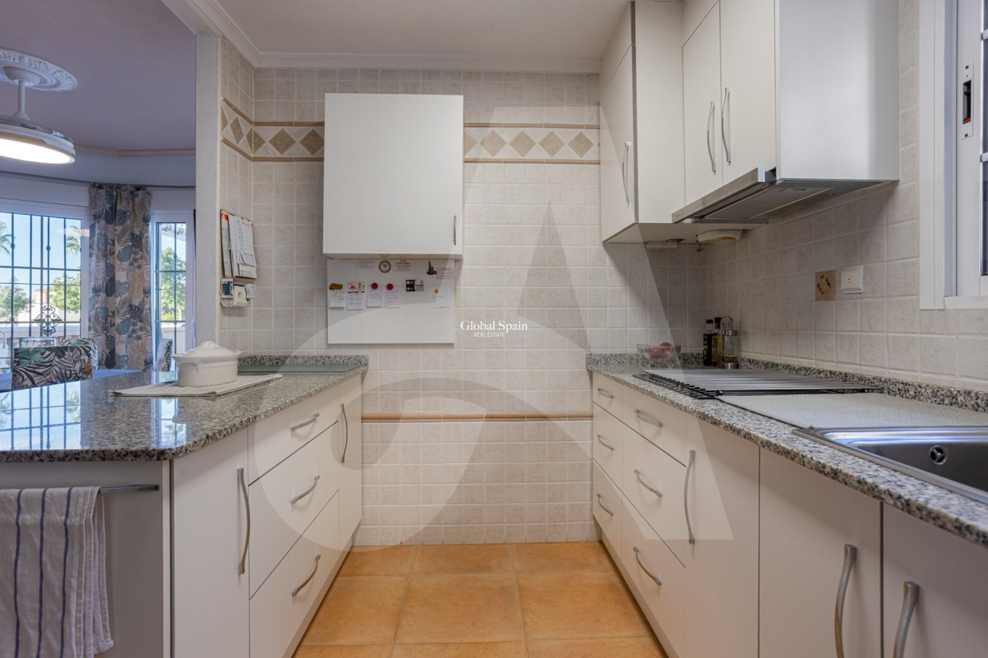 Revente - VILLA -
GUARDAMAR DEL SEGURA - EL RASO