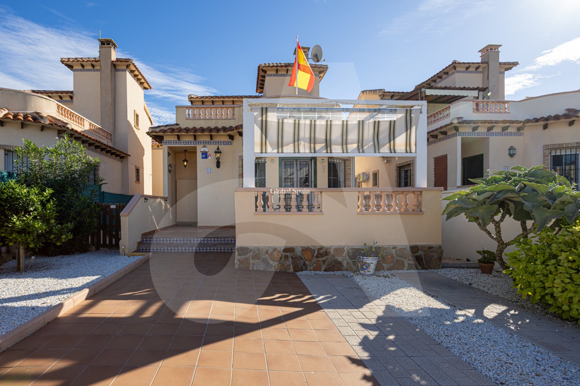 Revente - VILLA -
GUARDAMAR DEL SEGURA - EL RASO