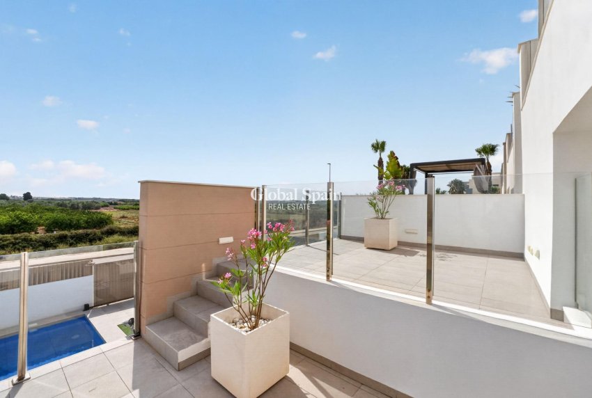 Revente - VILLA -
GUARDAMAR DEL SEGURA - EL RASO