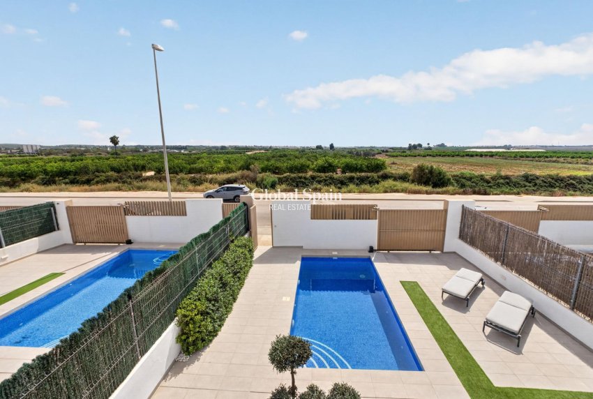 Revente - VILLA -
GUARDAMAR DEL SEGURA - EL RASO